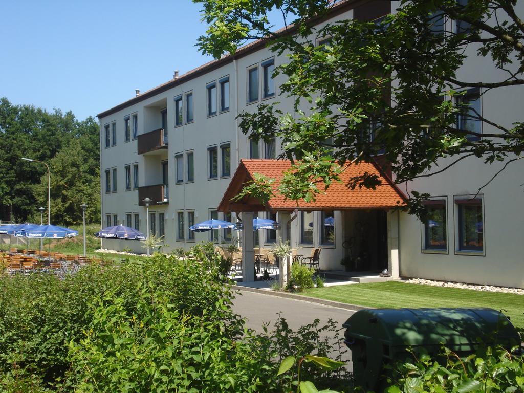 Ebern Landhotel Zur Alten Kaserne מראה חיצוני תמונה